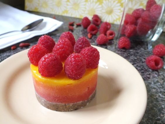 berry-mango-sunrise-tart