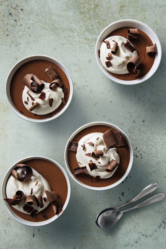 chocolate-mousse-with-olive-oil