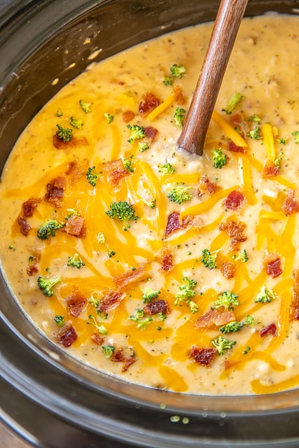 slow-cooker-crack-potato-and-broccoli-cheese-soup