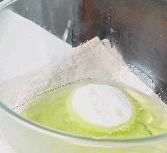 add 15g of white sugar