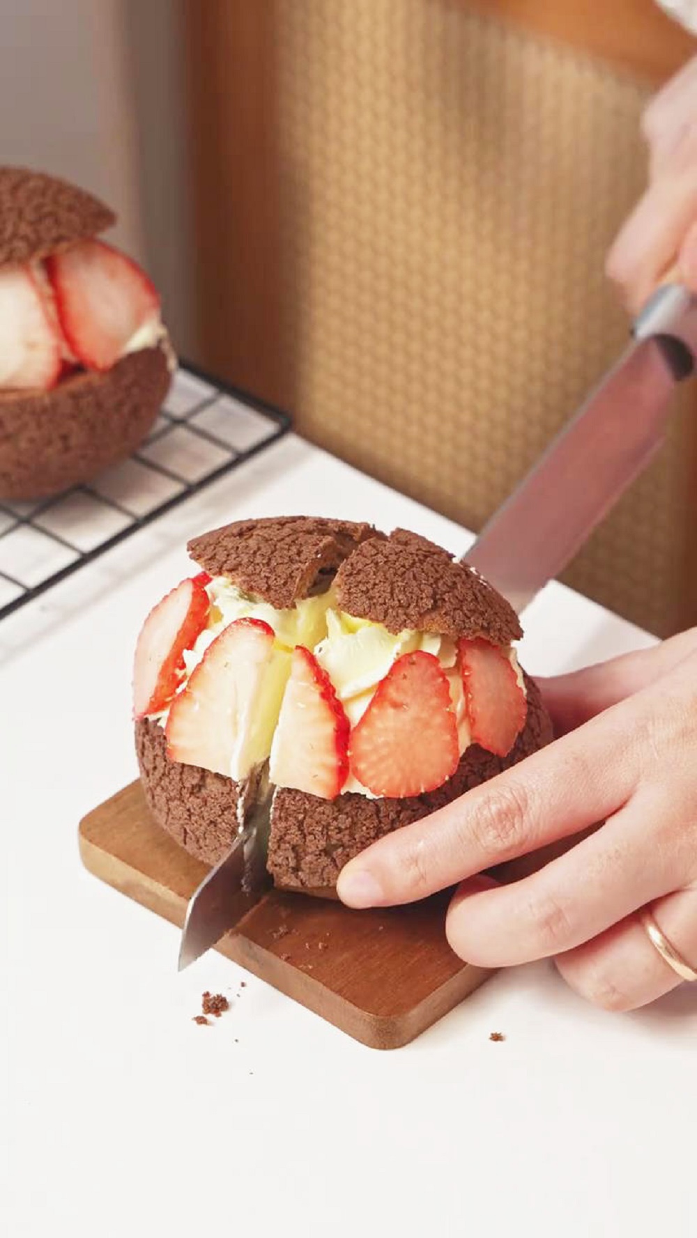 chocolate cream puffs 4