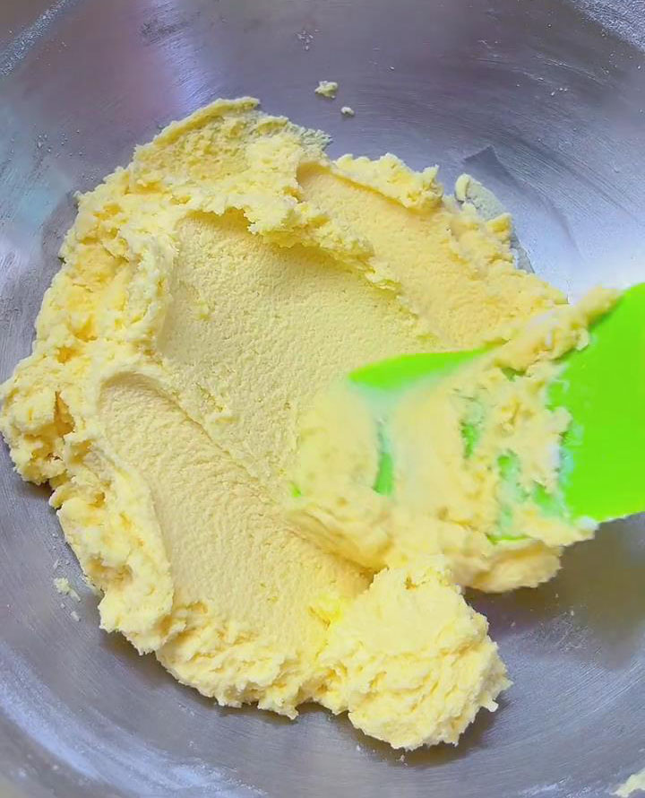 use a spatula to fold the mixture