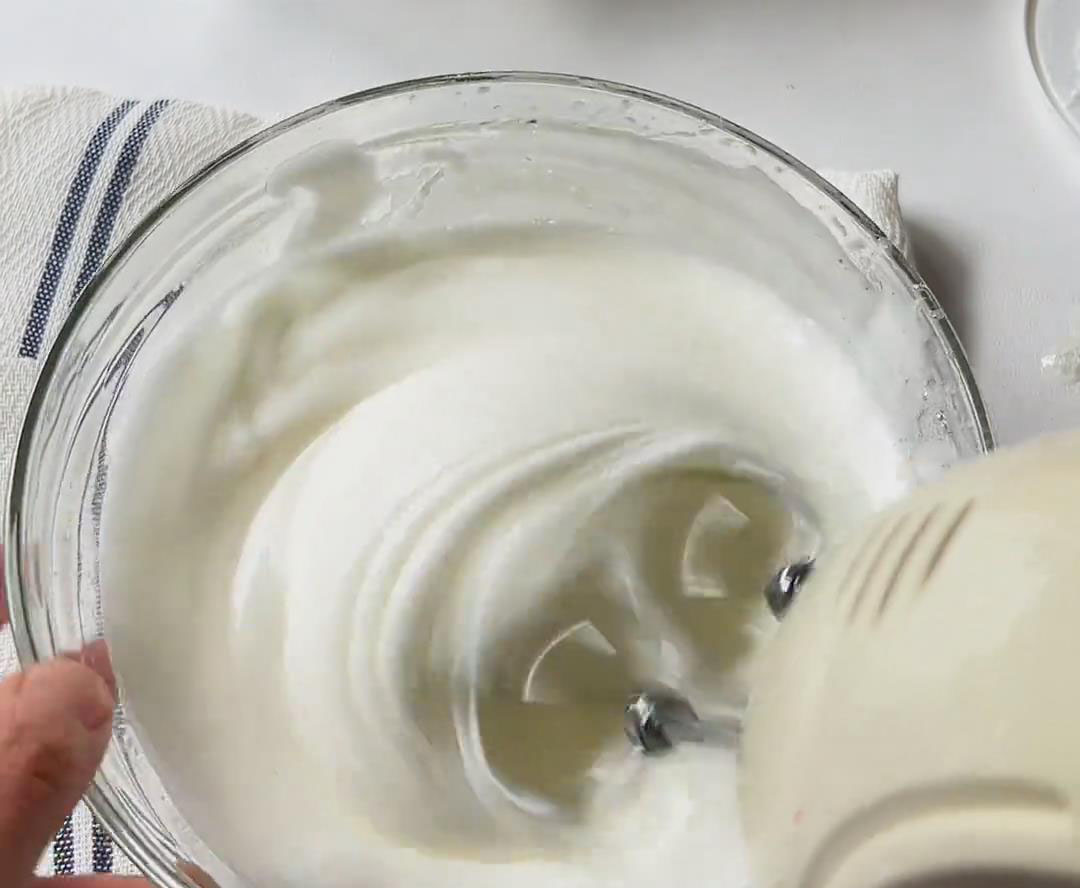 whip the egg whites 1