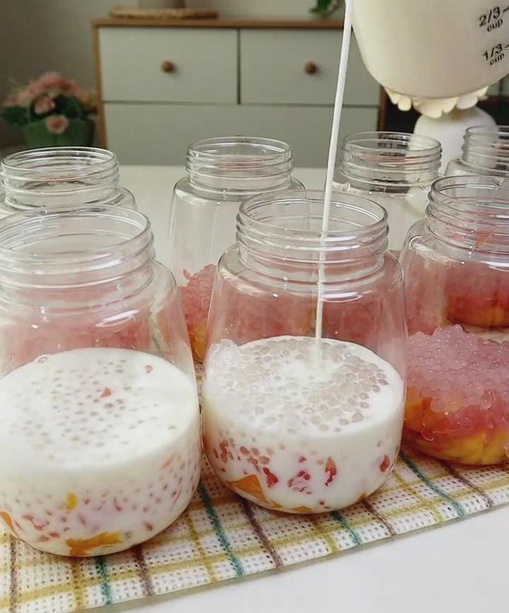 pour a small amount of milk pour a small amount of milk