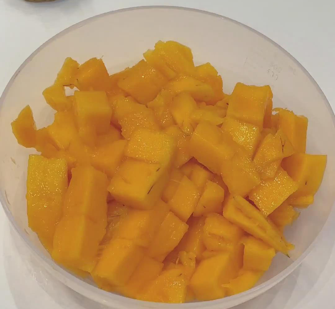 prepare the mango1
