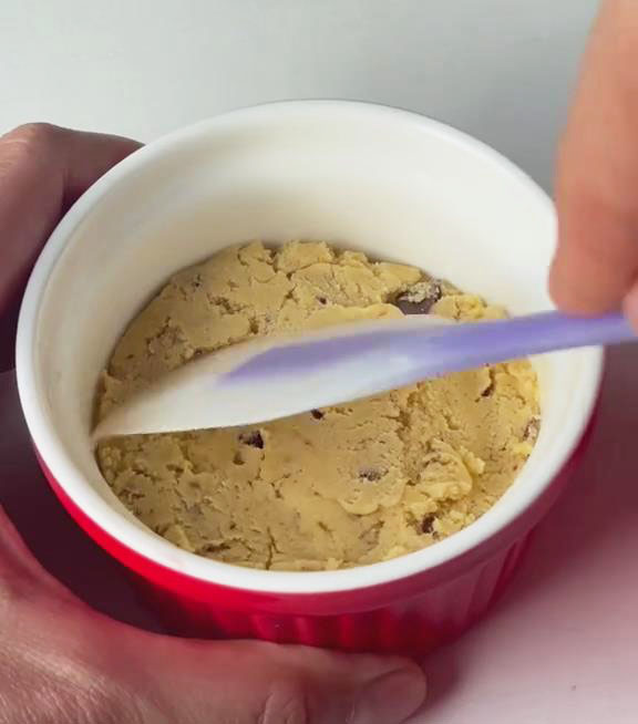 transfer the batter into cupcake molds