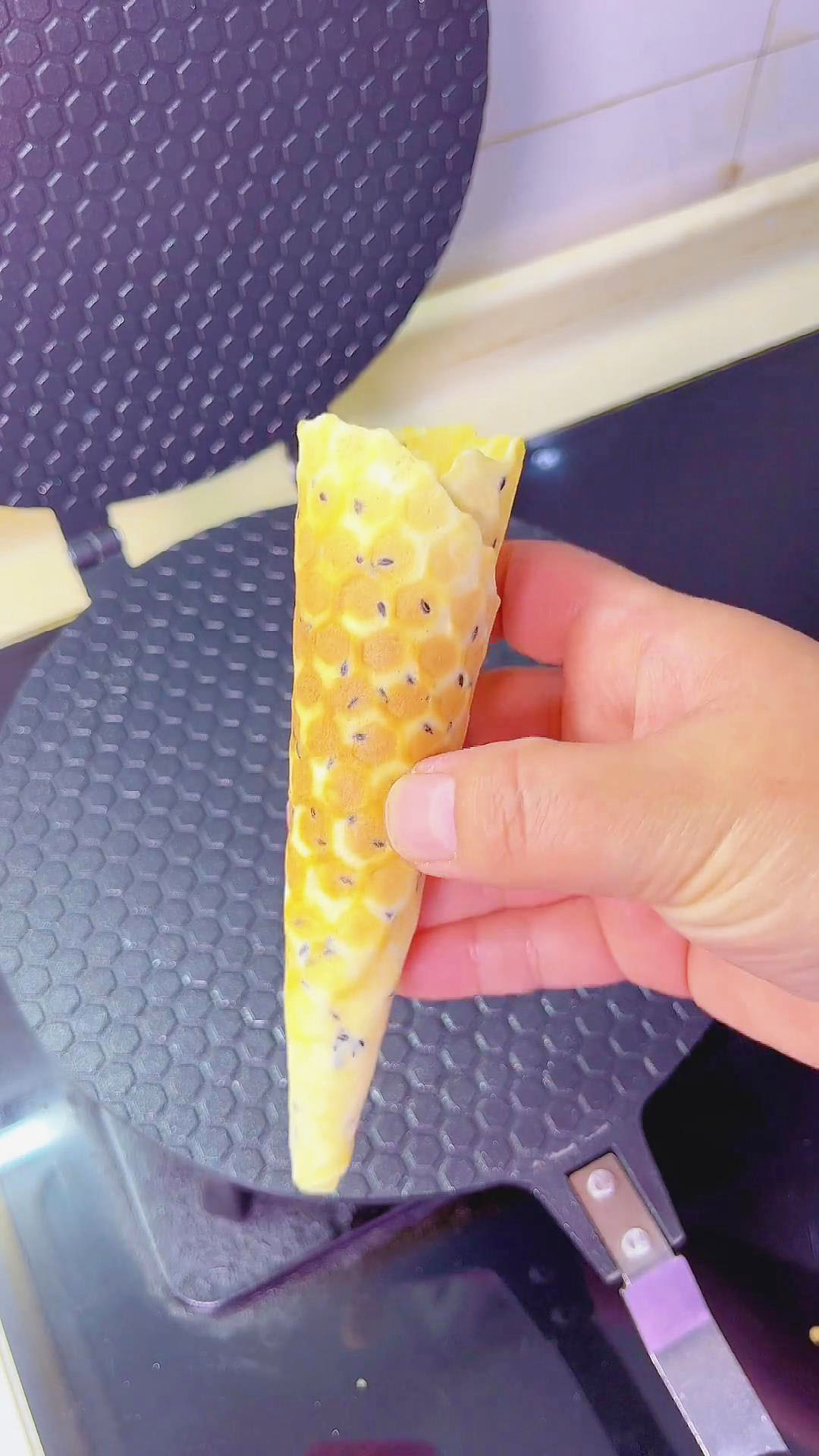 waffle cones 1