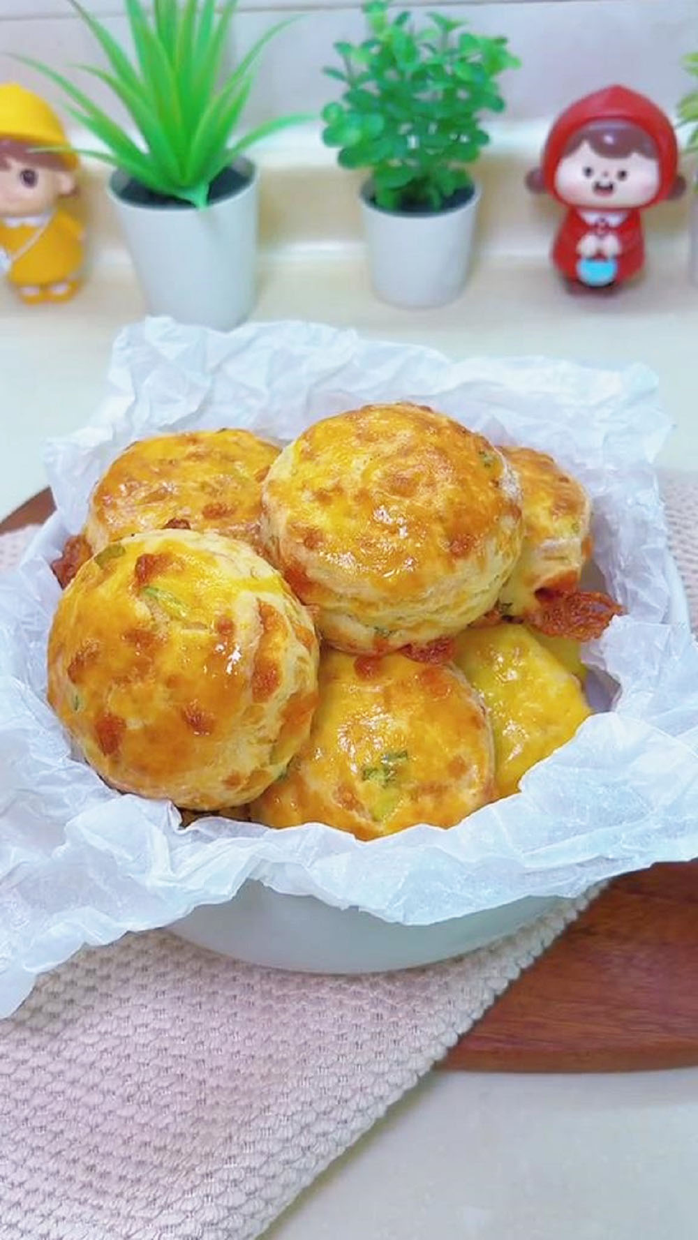 cheese scones 2 cheese scones 2