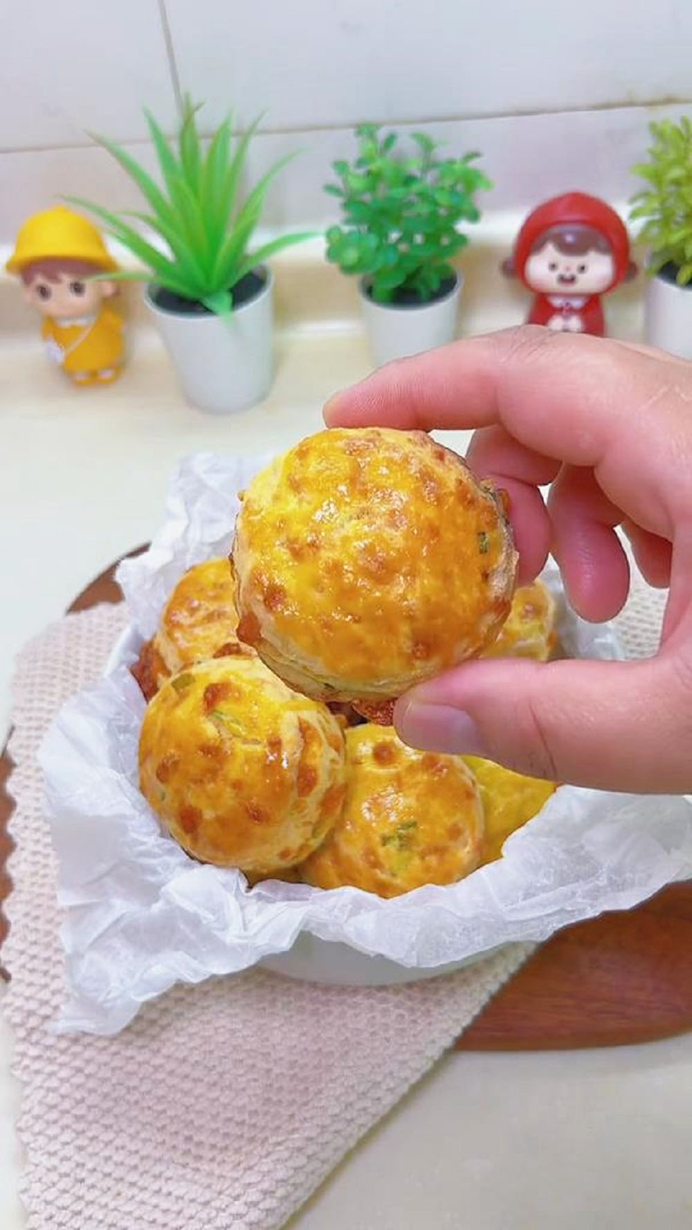 cheese scones 3 cheese scones 3