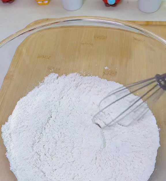 mix dry ingredients mix dry ingredients