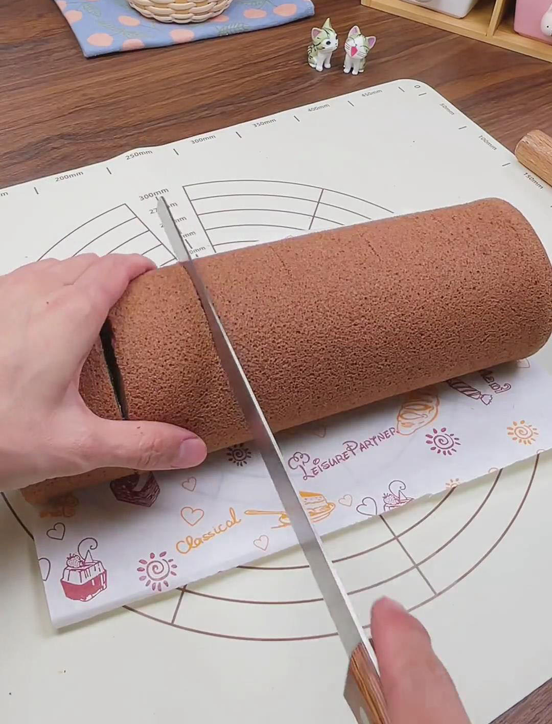 slice the rolled cake
