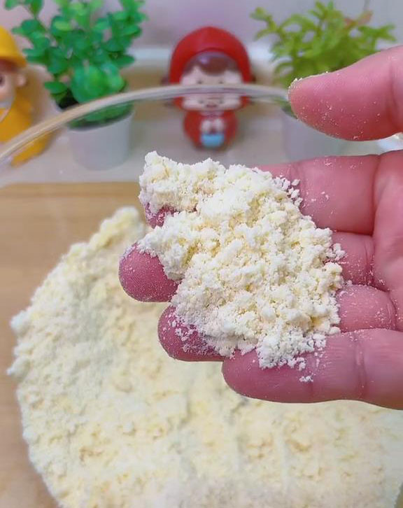 the mixture forms coarse crumbs the mixture forms coarse crumbs